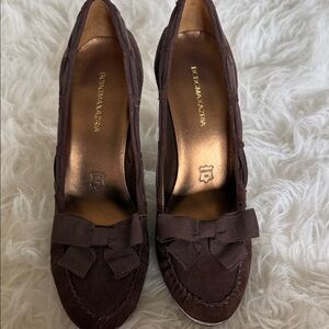 BCBGMaxAzria Brown Suede Bow Loafers Heels